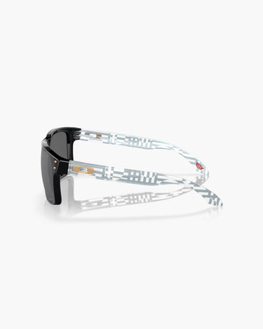 OAKLEY - 9102Y7  HOLBROOK
